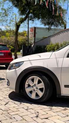 VOLKSWAGEN-SAVEIRO-2012