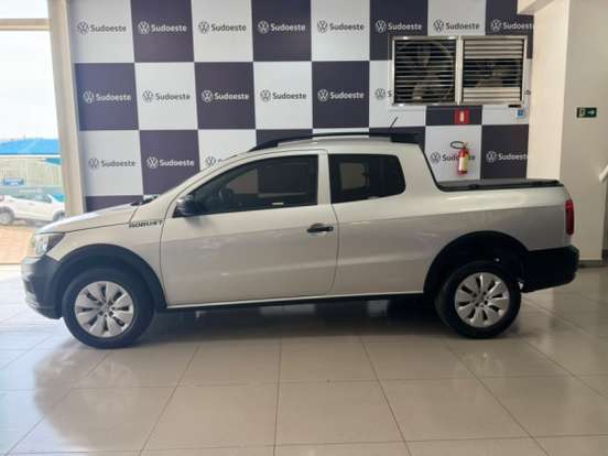 VOLKSWAGEN-SAVEIRO-2018