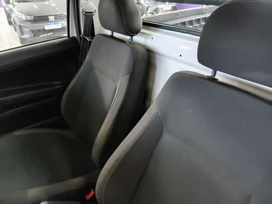 VOLKSWAGEN-SAVEIRO-1.6 MSI ROBUST CS 16V FLEX 2P MANUAL VOLKSWAGEN-SAVEIRO-2024
