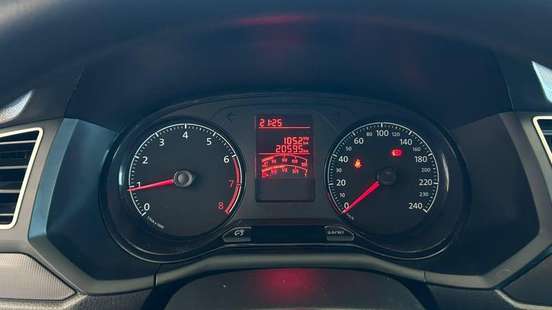 VOLKSWAGEN-SAVEIRO-2024