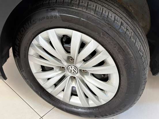 VOLKSWAGEN-SAVEIRO-2023