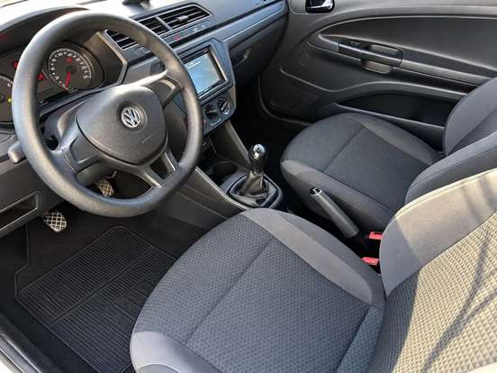 VOLKSWAGEN-SAVEIRO-2019