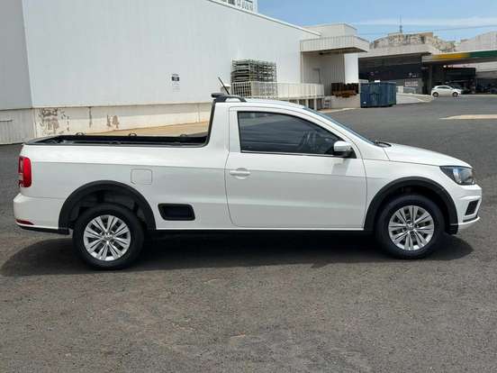 VOLKSWAGEN-SAVEIRO-2021