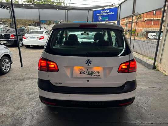 VOLKSWAGEN-SPACE CROSS-2014