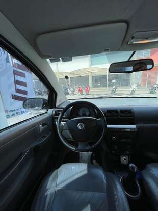 VOLKSWAGEN-SPACEFOX-2008