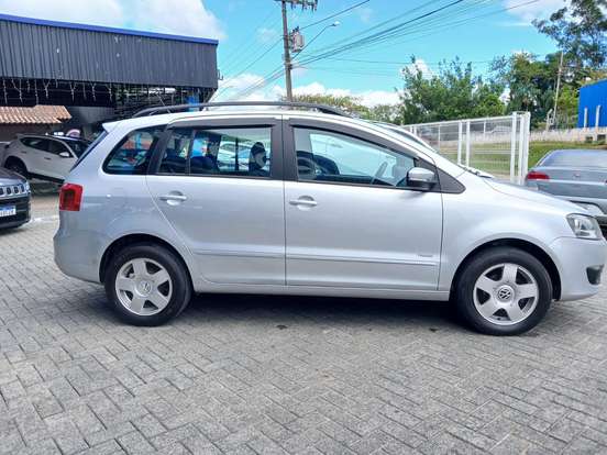VOLKSWAGEN-SPACEFOX-1.6 MI TREND 8V FLEX 4P MANUAL VOLKSWAGEN-SPACEFOX-2011