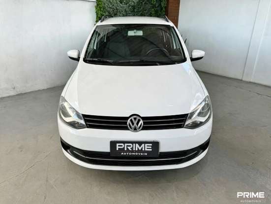 VOLKSWAGEN-SPACEFOX-2013