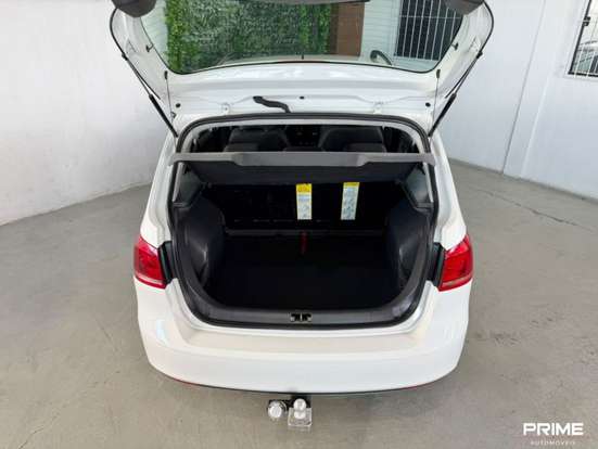 VOLKSWAGEN-SPACEFOX-2013
