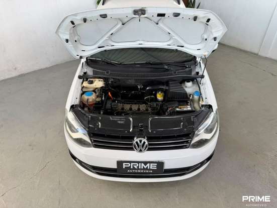 VOLKSWAGEN-SPACEFOX-2013