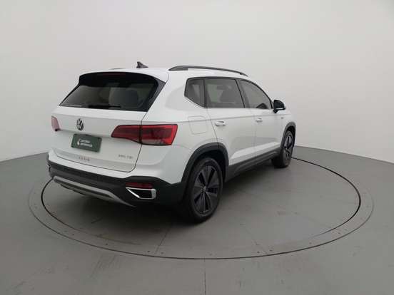 VOLKSWAGEN-TAOS-1.4 250 TSI TOTAL FLEX COMFORTLINE AUTOMÁTICO VOLKSWAGEN-TAOS-2024