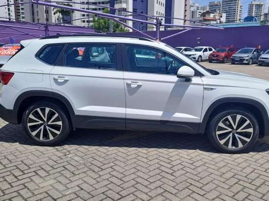 VOLKSWAGEN-TAOS-1.4 250 TSI TOTAL FLEX COMFORTLINE AUTOMÁTICO VOLKSWAGEN-TAOS-2025