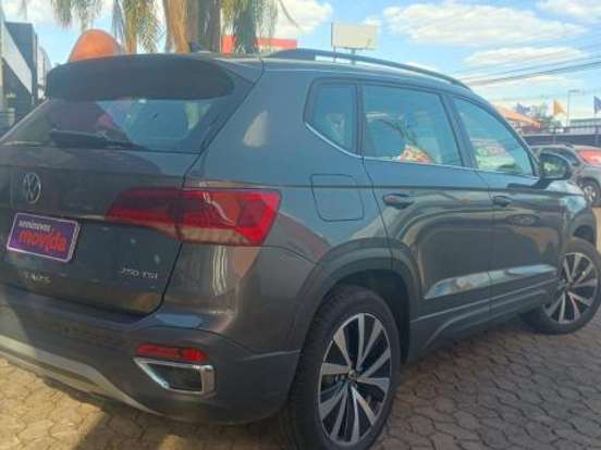 VOLKSWAGEN-TAOS-1.4 250 TSI TOTAL FLEX COMFORTLINE AUTOMÁTICO VOLKSWAGEN-TAOS-2025