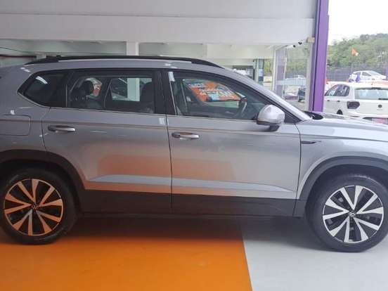 VOLKSWAGEN-TAOS-1.4 250 TSI TOTAL FLEX COMFORTLINE AUTOMÁTICO VOLKSWAGEN-TAOS-2025
