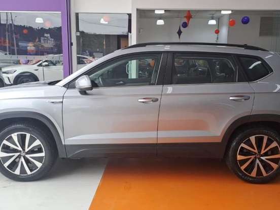 VOLKSWAGEN-TAOS-1.4 250 TSI TOTAL FLEX COMFORTLINE AUTOMÁTICO VOLKSWAGEN-TAOS-2025