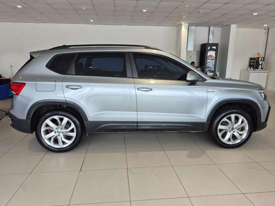 VOLKSWAGEN-TAOS-1.4 250 TSI TOTAL FLEX COMFORTLINE AUTOMÁTICO VOLKSWAGEN-TAOS-2021