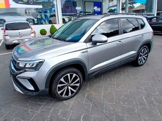 VOLKSWAGEN TAOS 1.4 250 TSI TOTAL FLEX COMFORTLINE AUTOMÁTICO