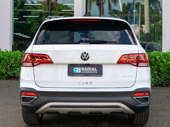 VOLKSWAGEN-TAOS-1.4 250 TSI TOTAL FLEX COMFORTLINE AUTOMÁTICO VOLKSWAGEN-TAOS-2022