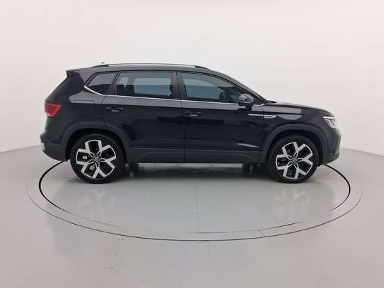 VOLKSWAGEN-TAOS-2024