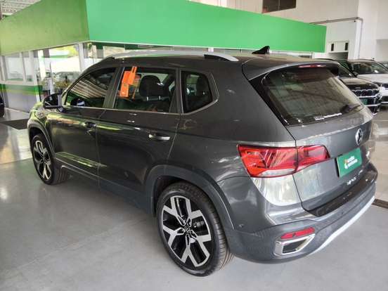 VOLKSWAGEN-TAOS-2024