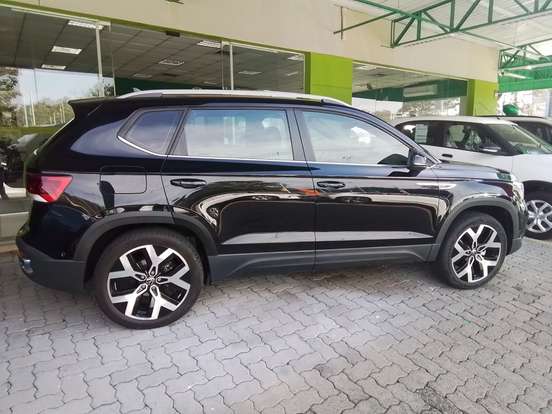 VOLKSWAGEN-TAOS-1.4 250 TSI TOTAL FLEX HIGHLINE AUTOMÁTICO VOLKSWAGEN-TAOS-2024