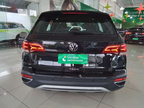 VOLKSWAGEN-TAOS-2024