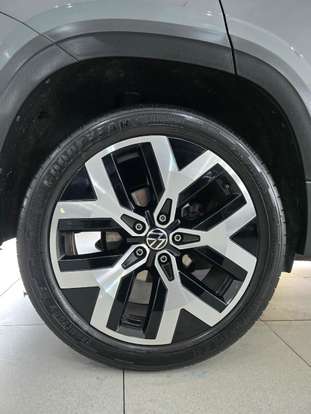 VOLKSWAGEN-TAOS-1.4 250 TSI TOTAL FLEX HIGHLINE AUTOMÁTICO VOLKSWAGEN-TAOS-2024