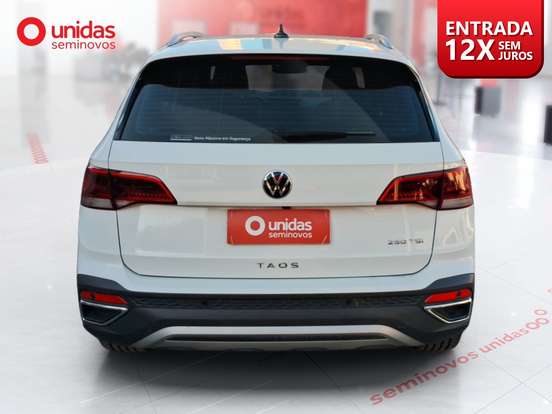 VOLKSWAGEN-TAOS-2024