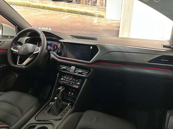 VOLKSWAGEN-TAOS-1.4 250 TSI TOTAL FLEX HIGHLINE AUTOMÁTICO VOLKSWAGEN-TAOS-2025