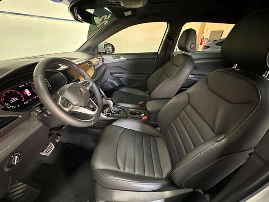 VOLKSWAGEN-TAOS-1.4 250 TSI TOTAL FLEX HIGHLINE AUTOMÁTICO VOLKSWAGEN-TAOS-2025