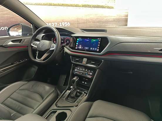 VOLKSWAGEN-TAOS-2025