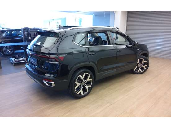 VOLKSWAGEN-TAOS-1.4 250 TSI TOTAL FLEX HIGHLINE AUTOMÁTICO VOLKSWAGEN-TAOS-2025