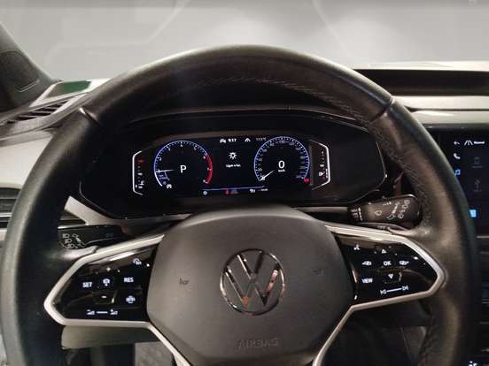 VOLKSWAGEN-TAOS-2024