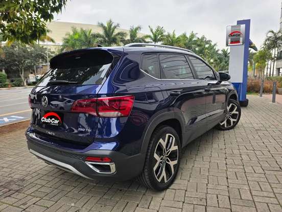 VOLKSWAGEN-TAOS-2024