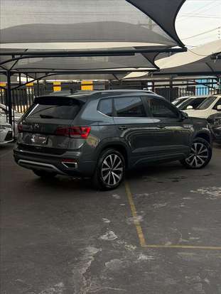 VOLKSWAGEN-TAOS-1.4 250 TSI TOTAL FLEX HIGHLINE AUTOMÁTICO VOLKSWAGEN-TAOS-2023
