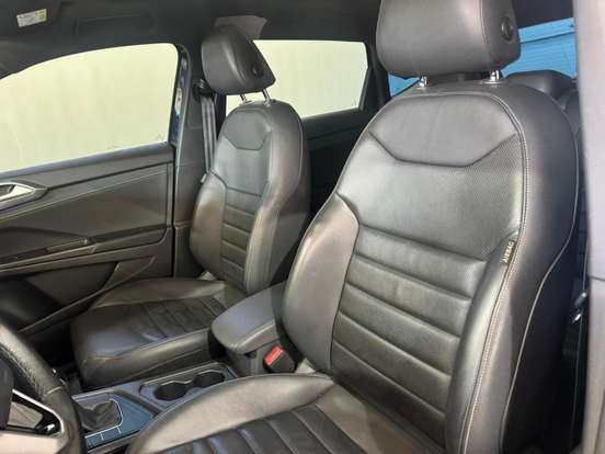 VOLKSWAGEN-TAOS-1.4 250 TSI TOTAL FLEX HIGHLINE AUTOMÁTICO VOLKSWAGEN-TAOS-2023