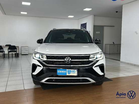 VOLKSWAGEN-TAOS-2023