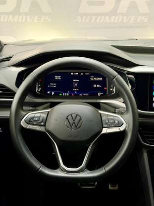 VOLKSWAGEN-TAOS-2025