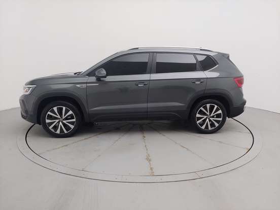 VOLKSWAGEN-TAOS-2023