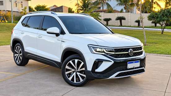 VOLKSWAGEN-TAOS-2022