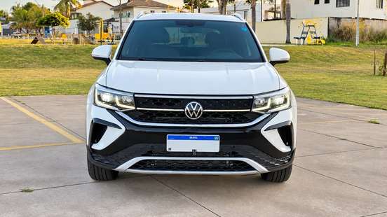 VOLKSWAGEN-TAOS-2022
