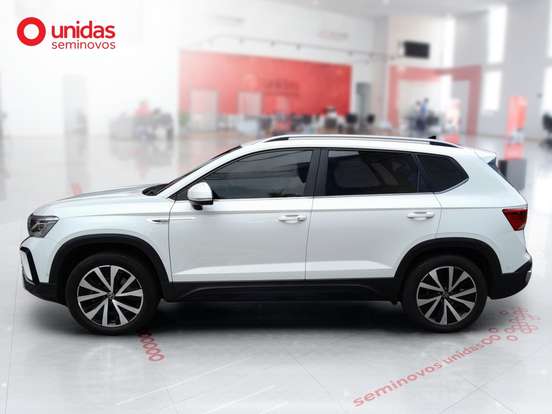 VOLKSWAGEN-TAOS-2023