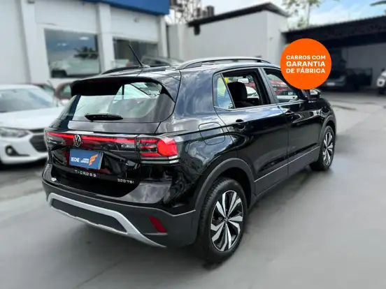 VOLKSWAGEN-T-CROSS-2024