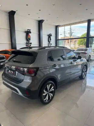 VOLKSWAGEN-T-CROSS-2024
