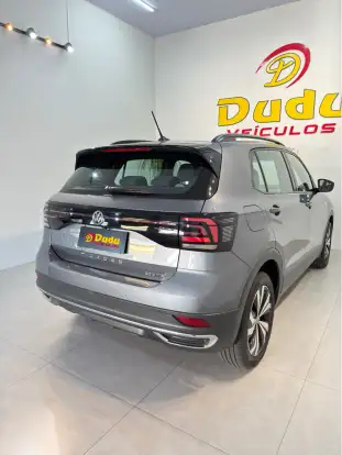 VOLKSWAGEN-T-CROSS-2020