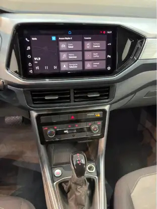 VOLKSWAGEN-T-CROSS-2020