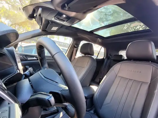VOLKSWAGEN-T-CROSS-2025