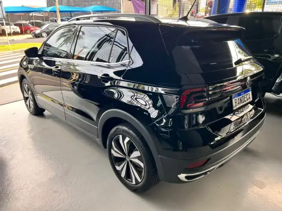 VOLKSWAGEN-T-CROSS-2023