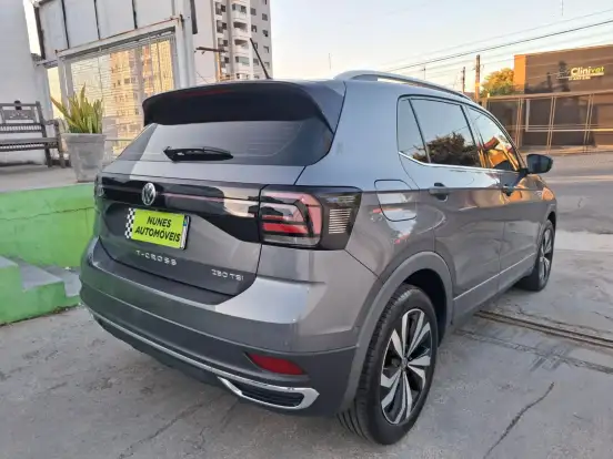 VOLKSWAGEN-T-CROSS-1.4 250 TSI TOTAL FLEX HIGHLINE AUTOMÁTICO VOLKSWAGEN-T-CROSS-2022