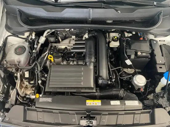 VOLKSWAGEN-T-CROSS-2024