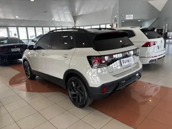 VOLKSWAGEN-T-CROSS-2024